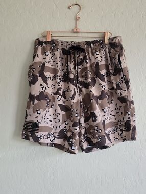 Grunt Style Mens Camo Swim Trunks Large